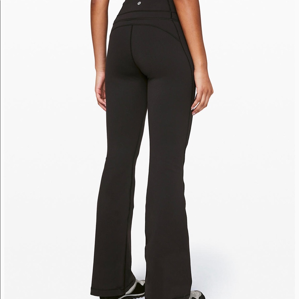 NWT Lululemon groove pant size 4